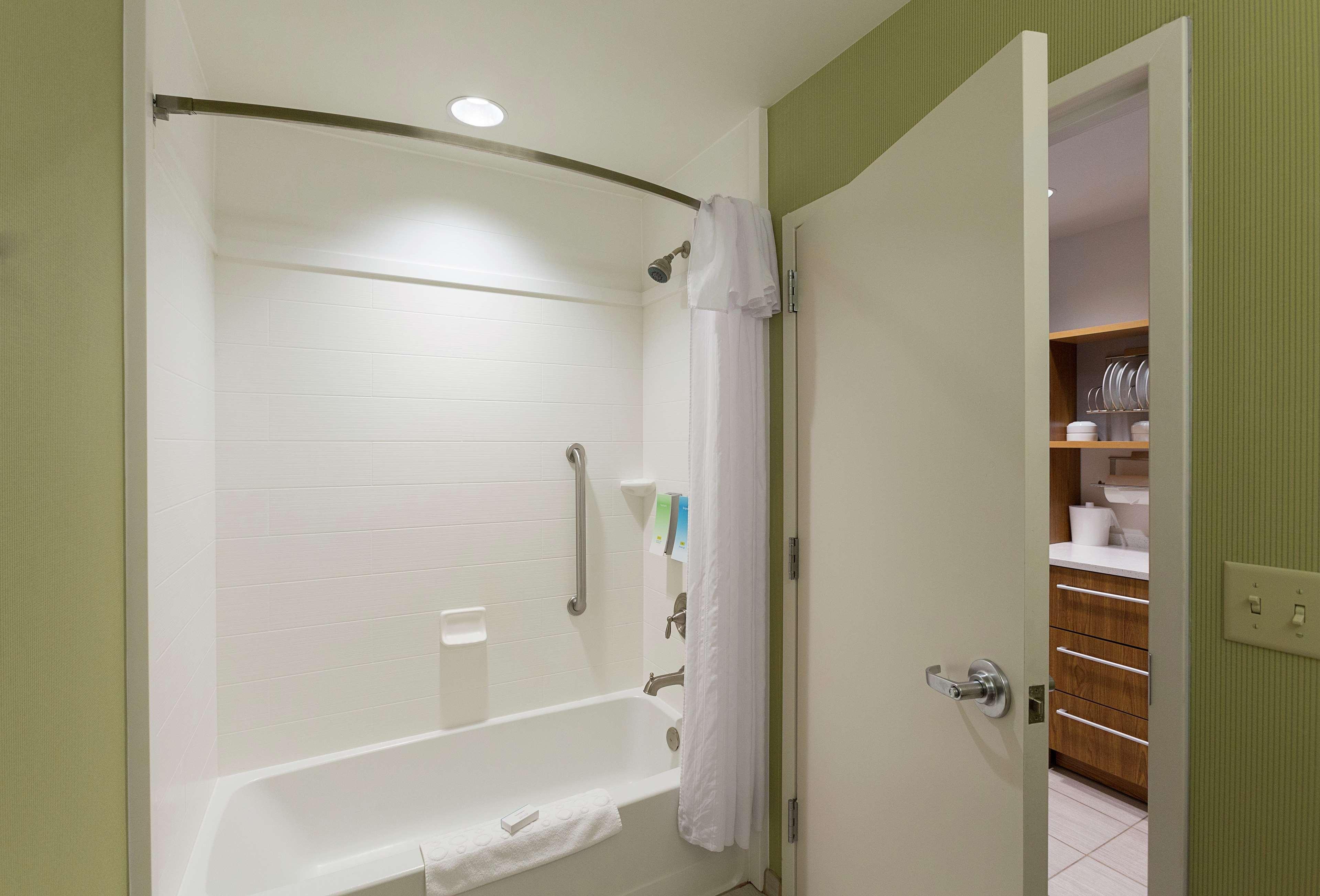 Home2 Suites By Hilton Greenville Airport Екстериор снимка